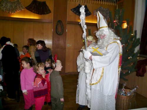 Mikulášské zpívání u stromečku - 3.12.2010